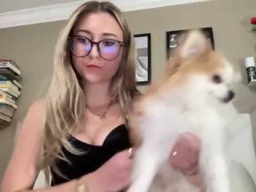 carolinejoyxo