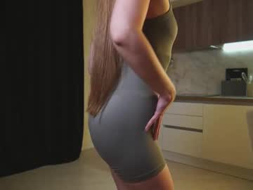 dainty woman