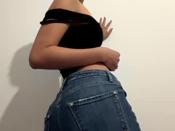 hillarynapenas