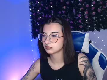 niki foxy